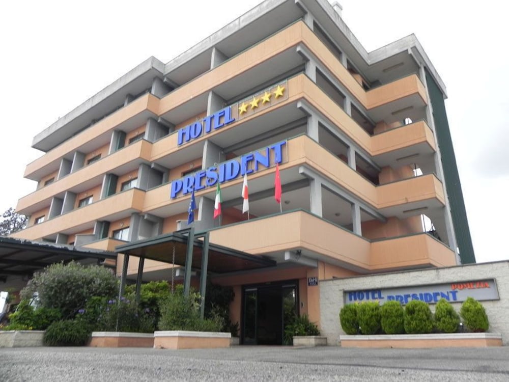 Hotel President Pomezia — 4-Star Luxury Hotel in Pomezia, Italy
