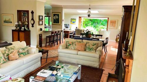 Lucys Hidden Garden - last minute hotel in Knysna