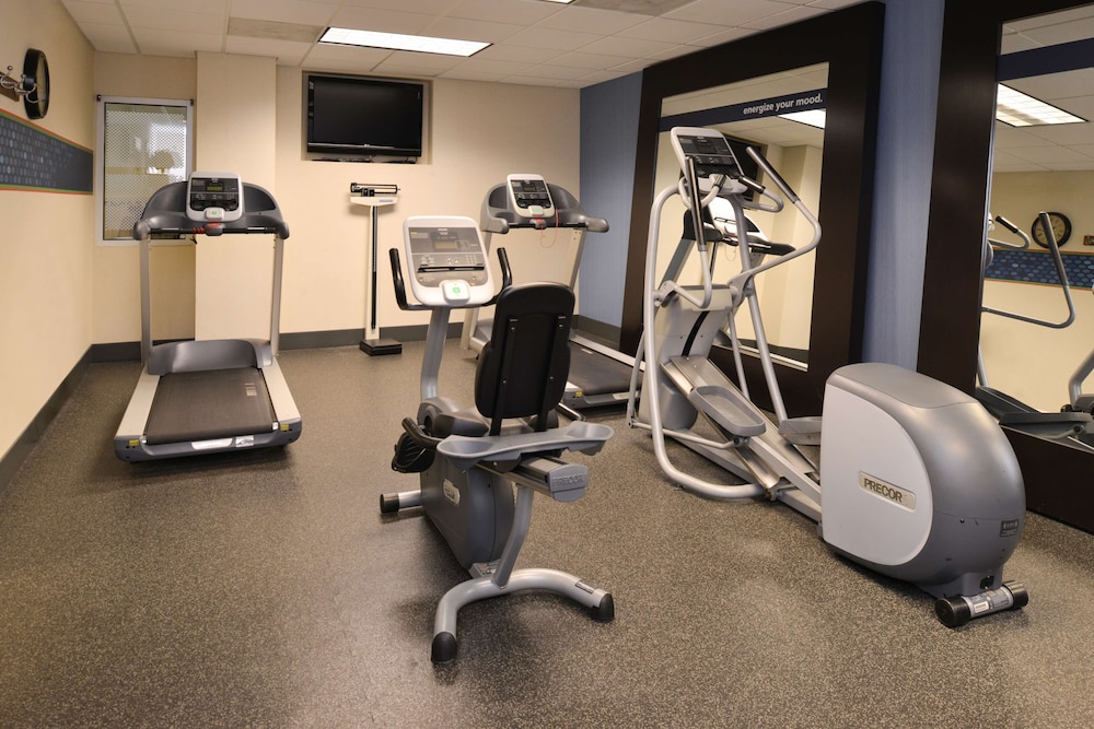 Hampton Inn & Suites Salisbury Fruitland - photo 29