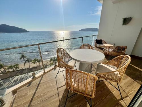 Camino al Mar a pie de playa — 4-Star Luxury Hotel in Mazatlan, Mexico