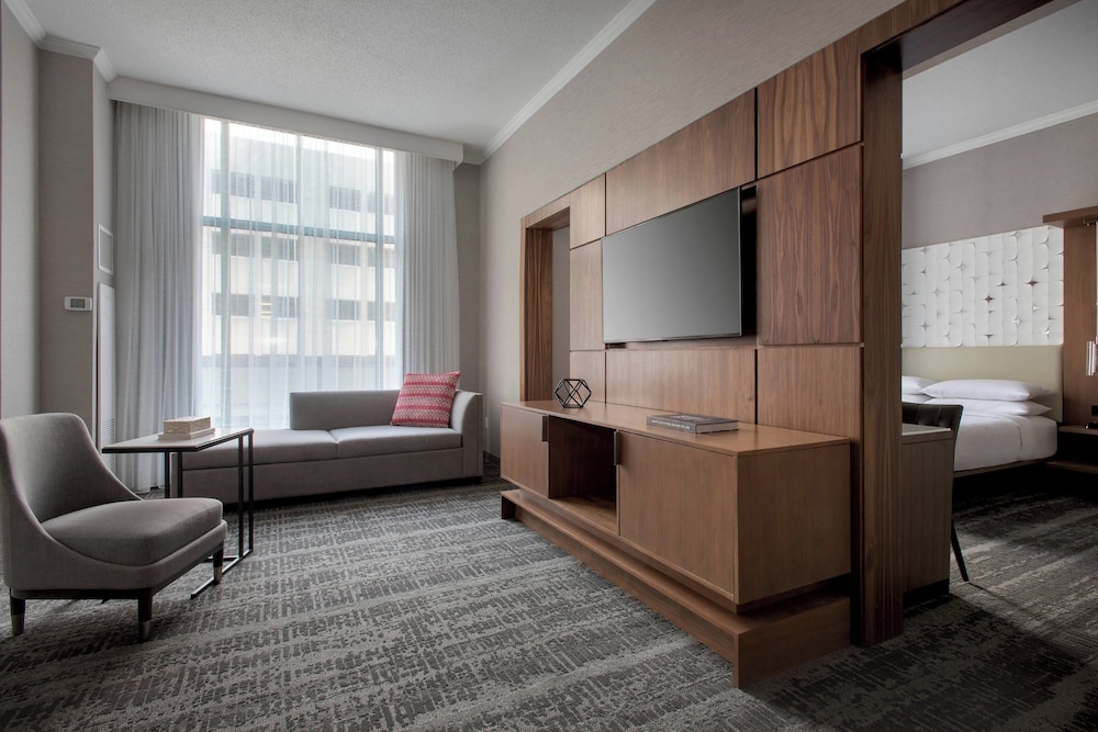 Norfolk Waterside Marriott - photo 51