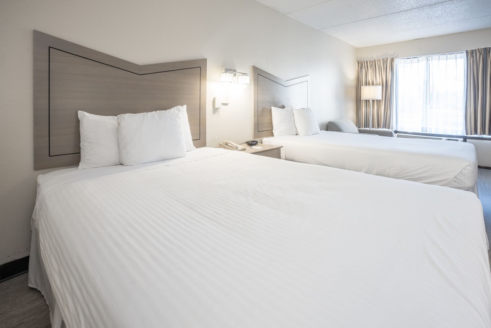 Ocean Coast Hotel At The Beach - photo 21