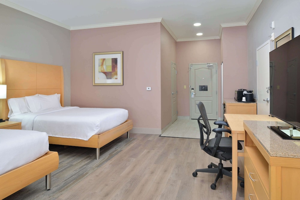 Hilton Garden Inn Denton - photo 13