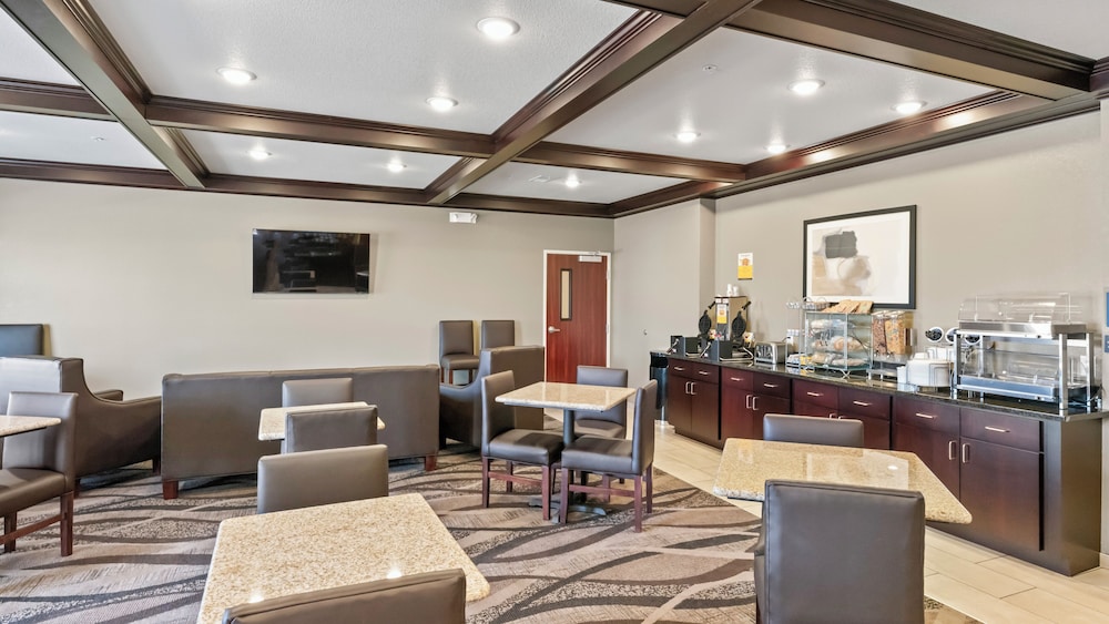 Cobblestone Inn & Suites Julesburg - photo 60