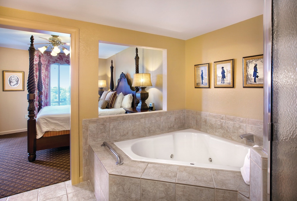 Club Wyndham Old Town Alexandria - photo 26