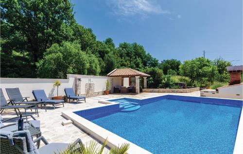 Three Bedroom Holiday Home In Orasac