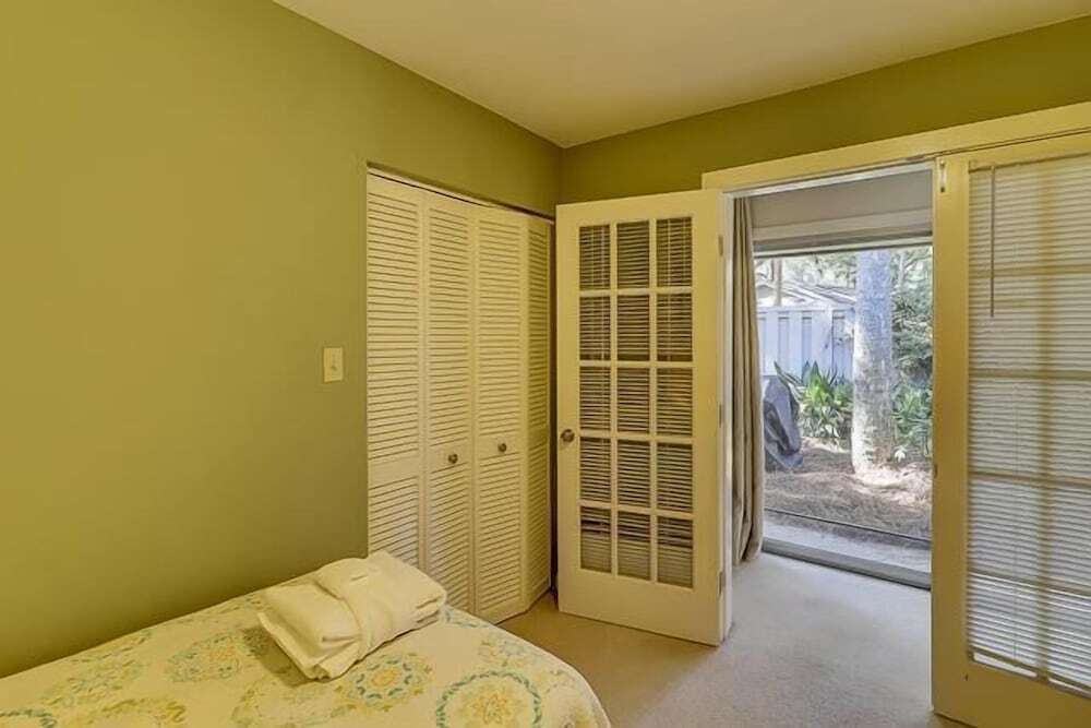 310a Beach Lagoon at the Sea Pines Resort - photo 2