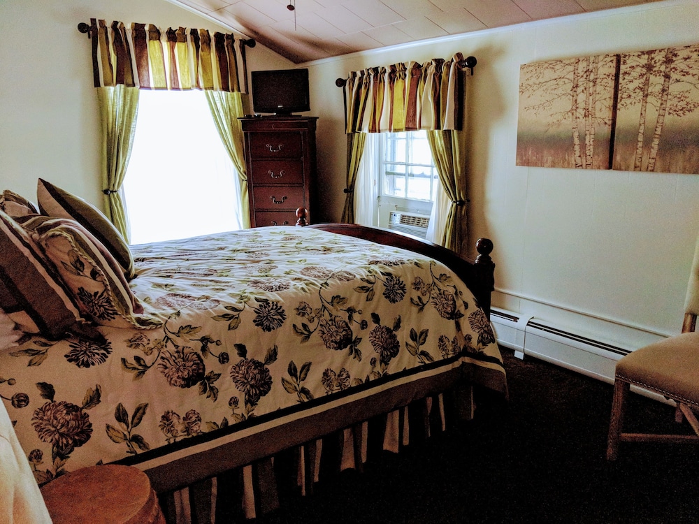 Allegiance Bed and Breakfast - photo 6