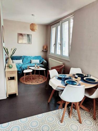 L’ecume D’ancres in Calais, France