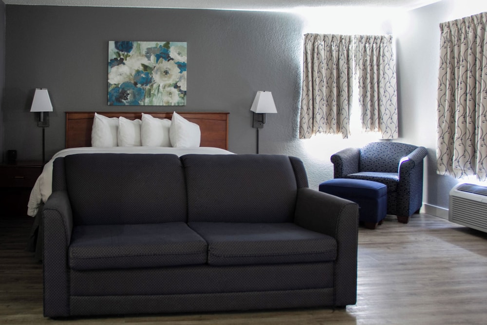 New Victorian Inn & Suites in Sioux City IA - photo 28