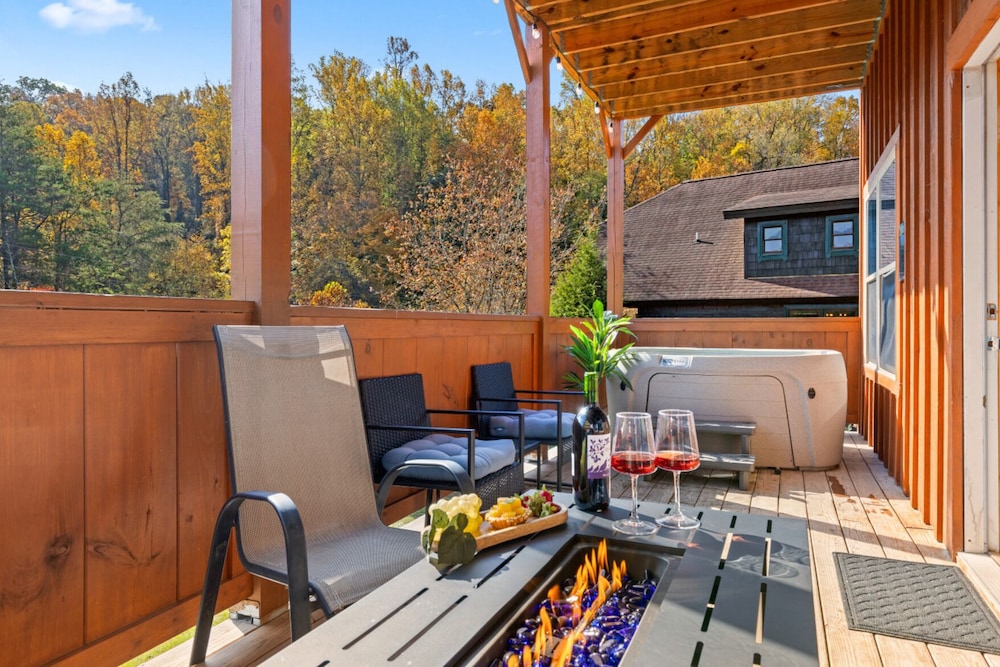 Rustic Mountain Retreat by Ghosal Luxury Lodging - photo 54