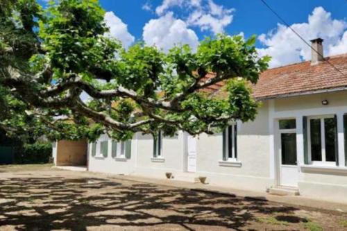 Camargu'alpilles - carbon neutral hotel in Unknown City