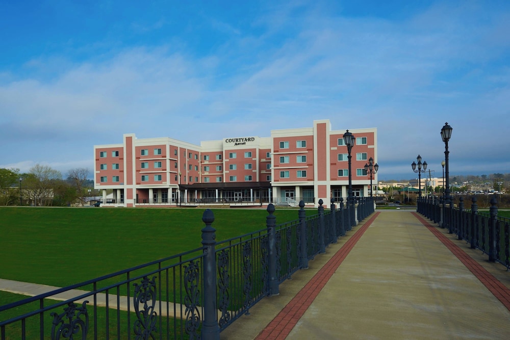 Courtyard by Marriott Rome Riverwalk - photo 26