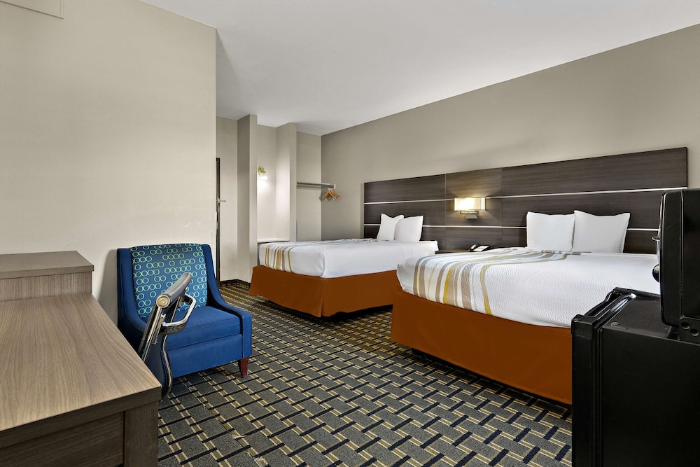 SureStay Plus Hotel by Best Western Tulsa East - photo 13