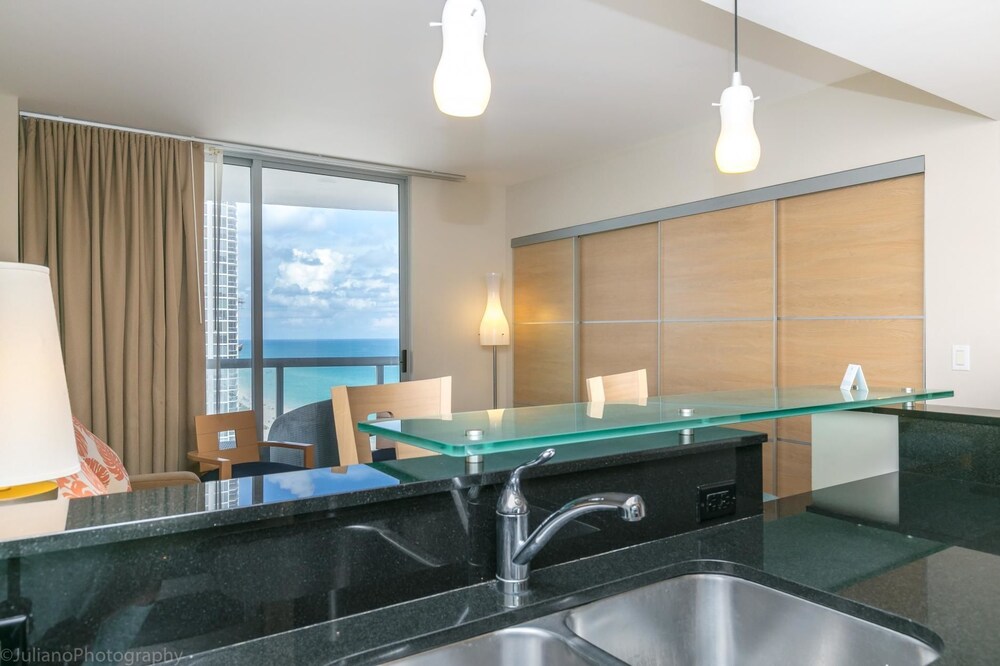 Marenas Resort Condos by Ammos VR - photo 11