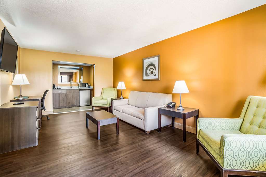 Quality Inn & Suites Corinth West - photo 24