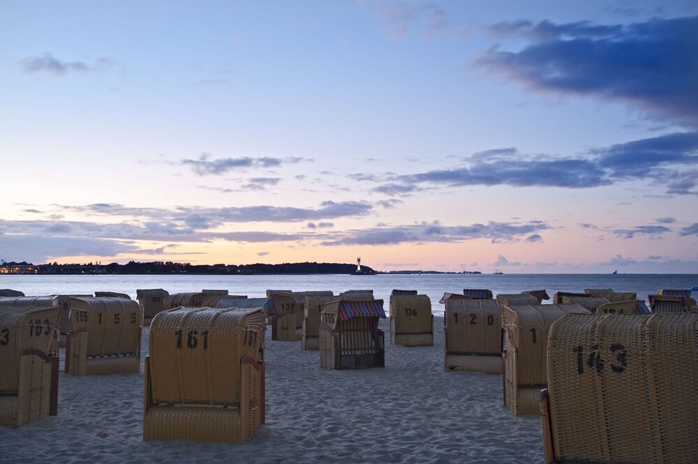 StrandHotel Seeblick Ostseebad Heikendorf — hotel in Heikendorf
