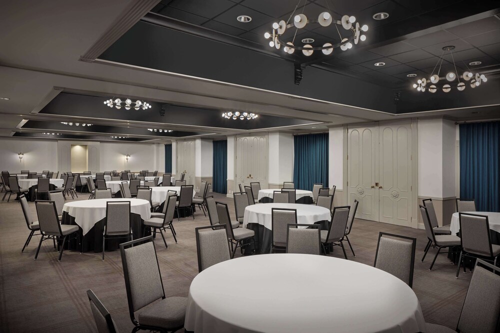 DoubleTree Suites by Hilton Hotel Lexington - photo 62