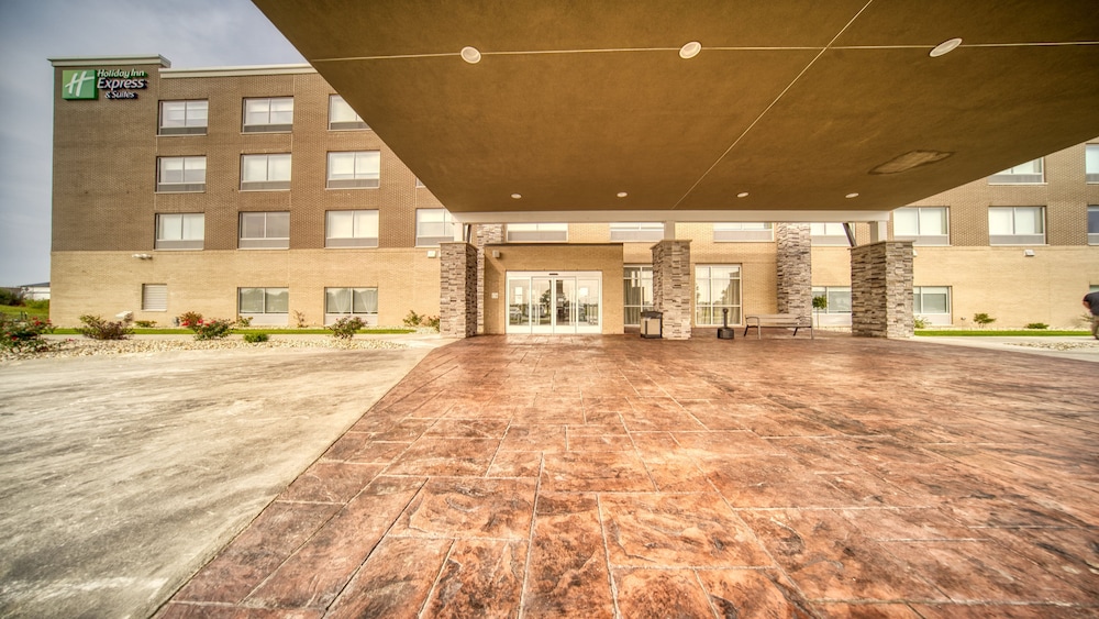 Holiday Inn Express & Suites Kokomo South by IHG - photo 41