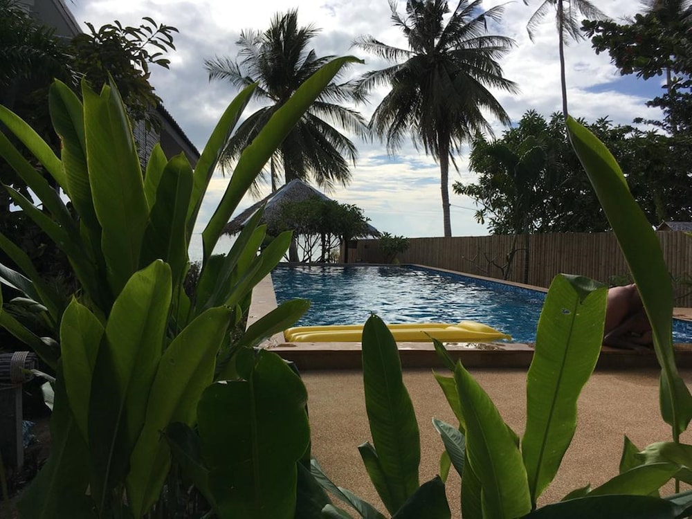Benjamin Hut - carbon neutral hotel in Ko Pha Ngan