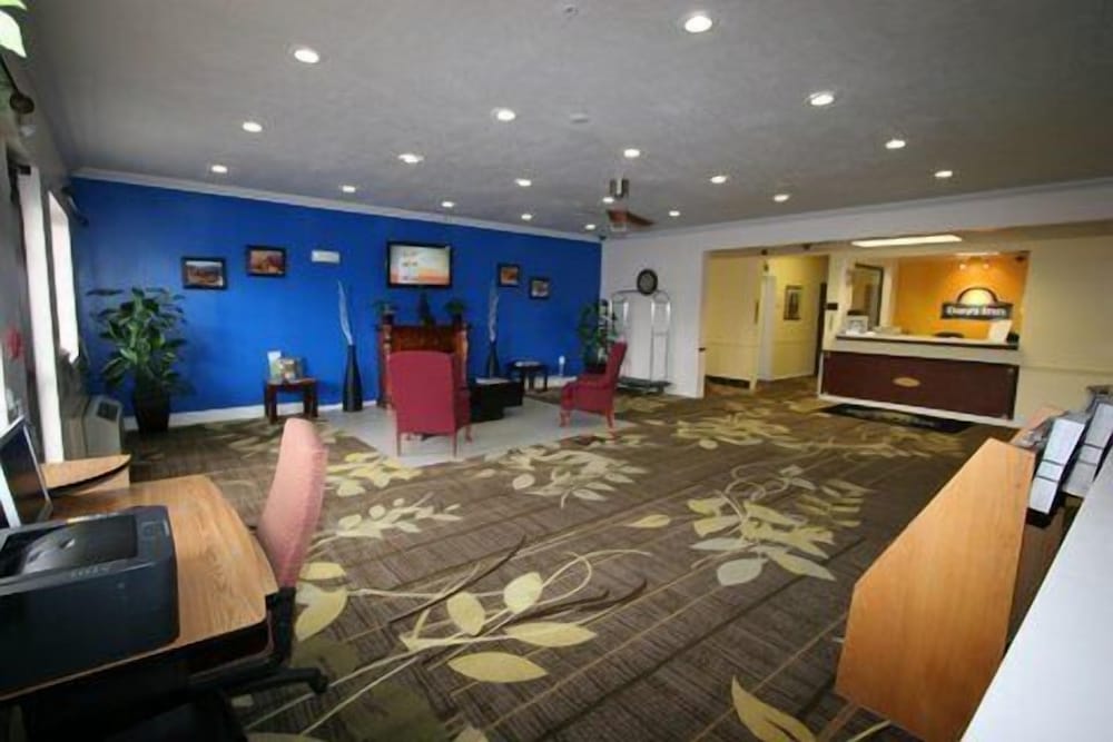 Days Inn by Wyndham Lehi - photo 2