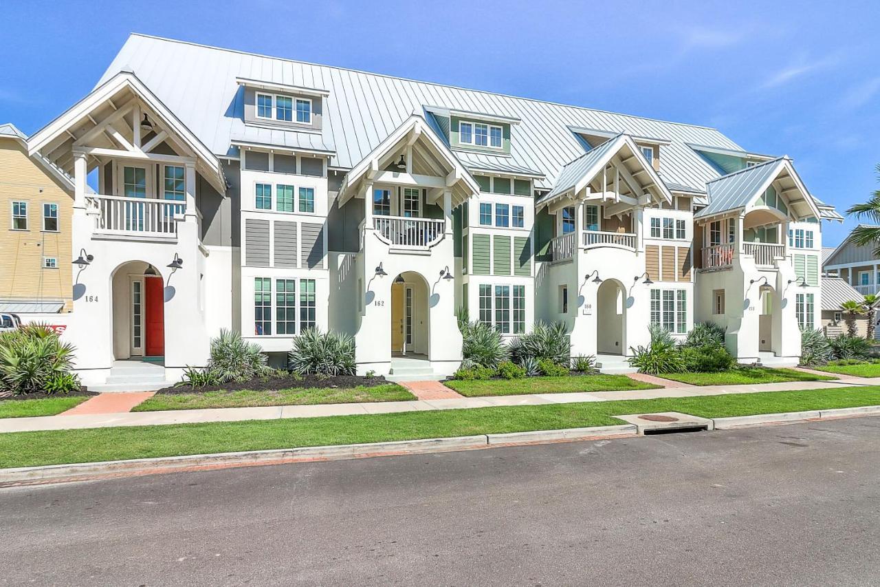 Top of the Shoreline — 4-Star Luxury Hotel in Port Aransas, United States