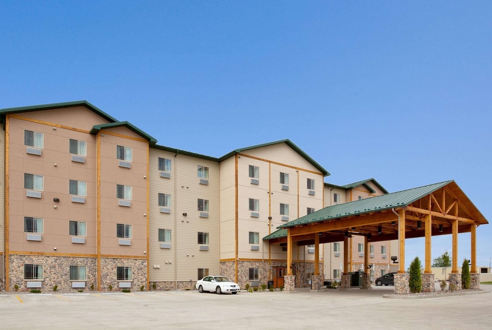 Hawthorn Extended Stay by Wyndham Minot - featured photo