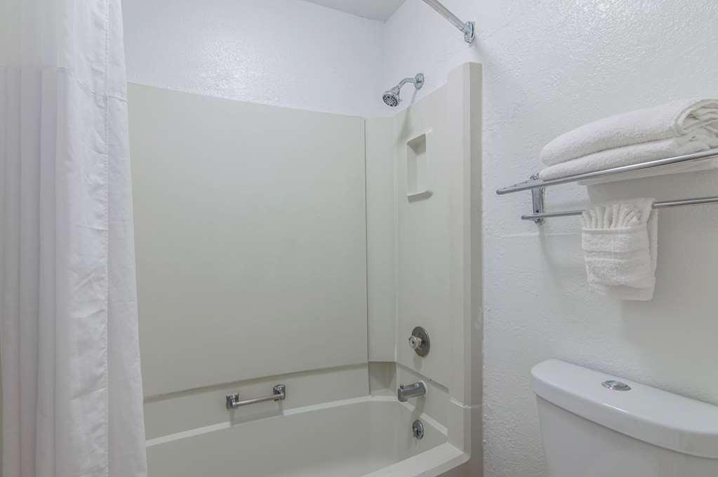 Motel 6 Liberal KS - photo 21