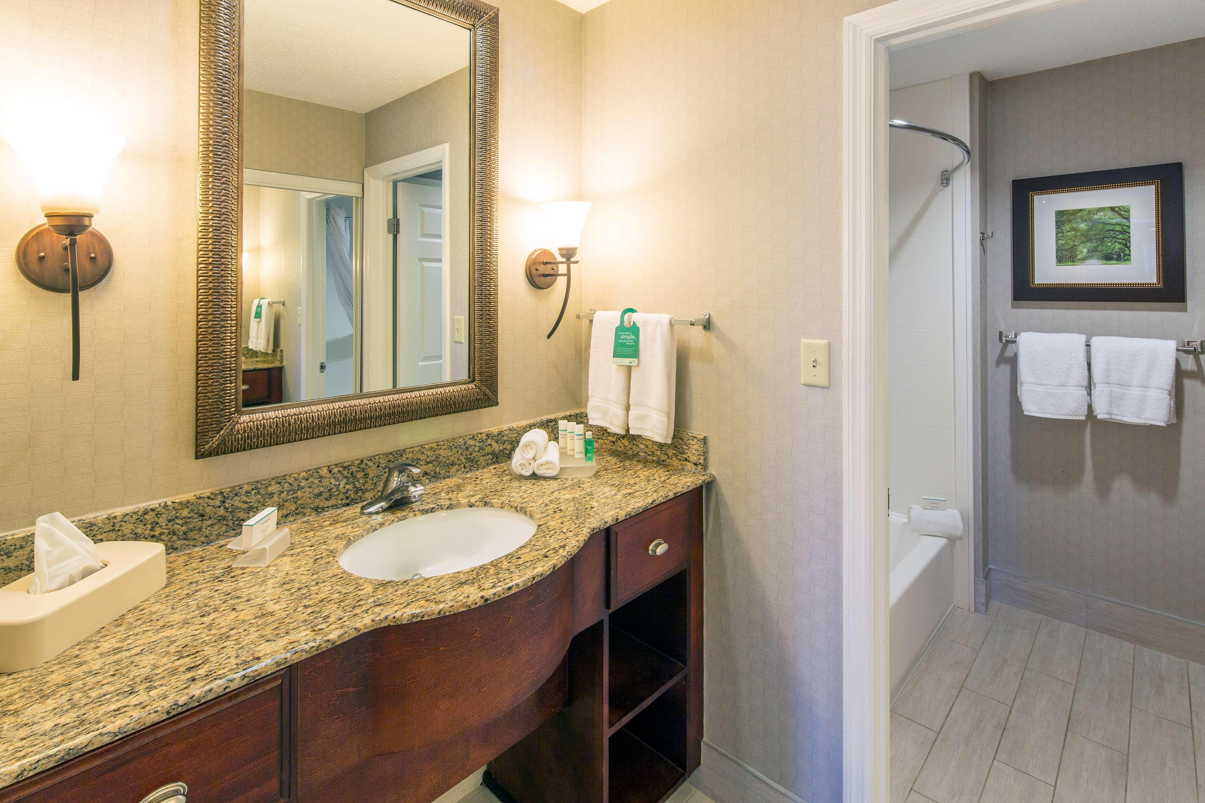 Homewood Suites by Hilton Savannah - photo 32