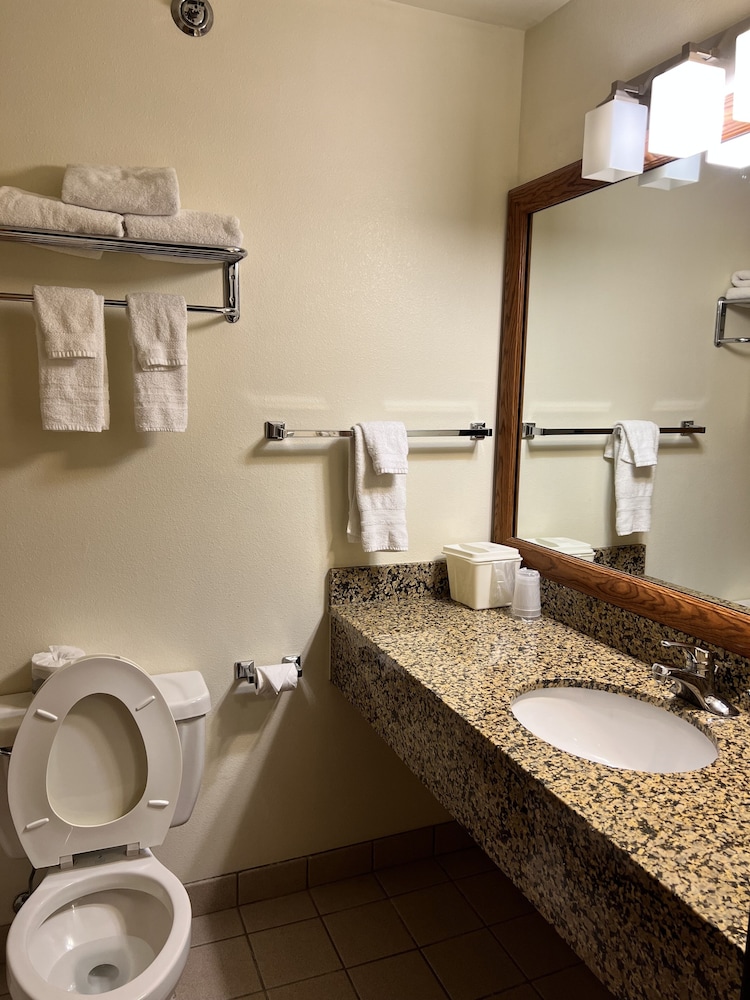 Serena Inn & Suites Sundance - photo 16