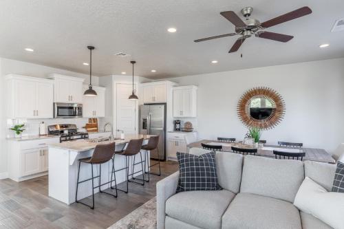 Happy Place Villa 3 — 4-Star Luxury Hotel in Ivins, United States