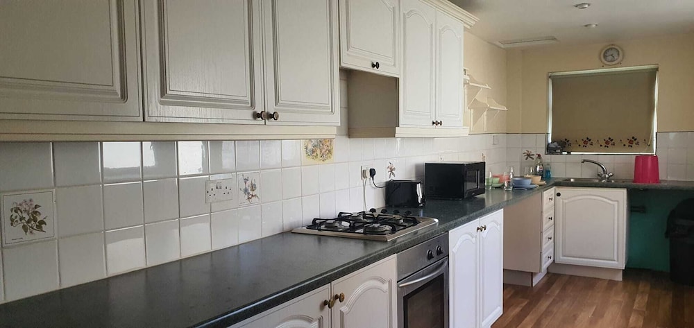 Room in Guest Room Comfortable Room in Coventry in Coventry, United Kingdom