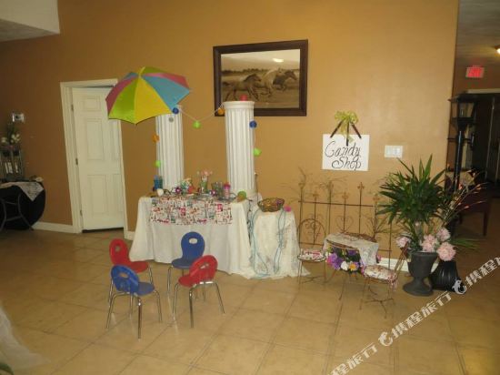 Flagship Inn - photo 7