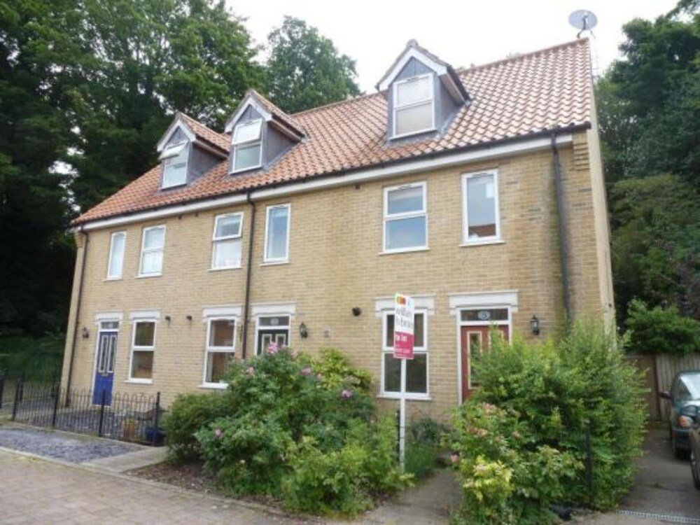Toothbrush Apartments Ipswich Townhouse — 4-Star Luxury Hotel in Ipswich, United Kingdom