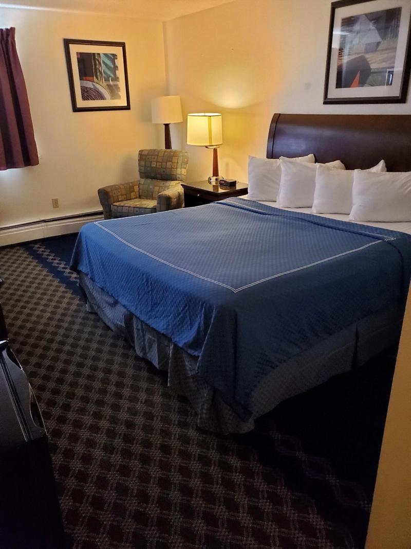 Travelodge by Wyndham Laramie - photo 11
