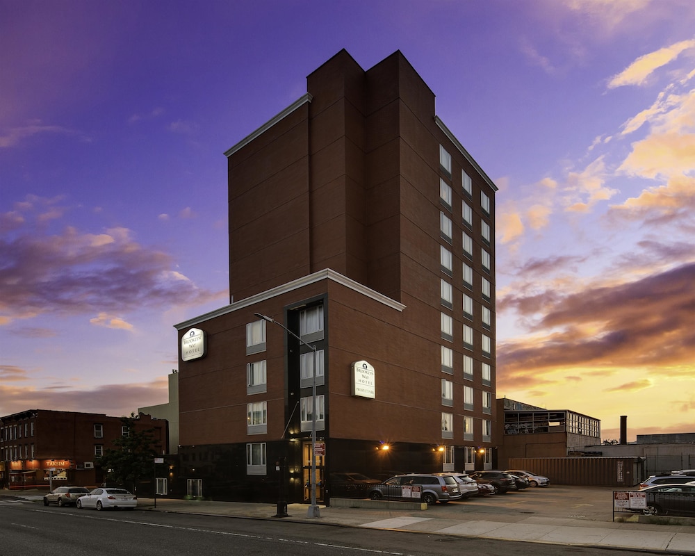 Brooklyn Way Hotel BW Premier Collection in Brooklyn, United States