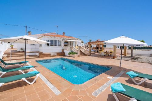 Villa Ingrid — 4-Star Luxury Hotel in Alaior, Spain