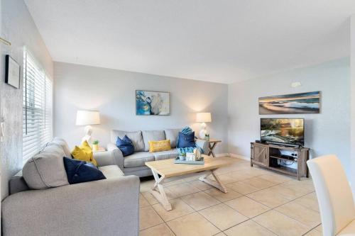 Ocean 8 Seashell — 4-Star Luxury Hotel in Indian Harbour Beach, United States