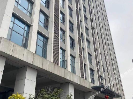 Carla Manda - carbon neutral hotel in Wuhan