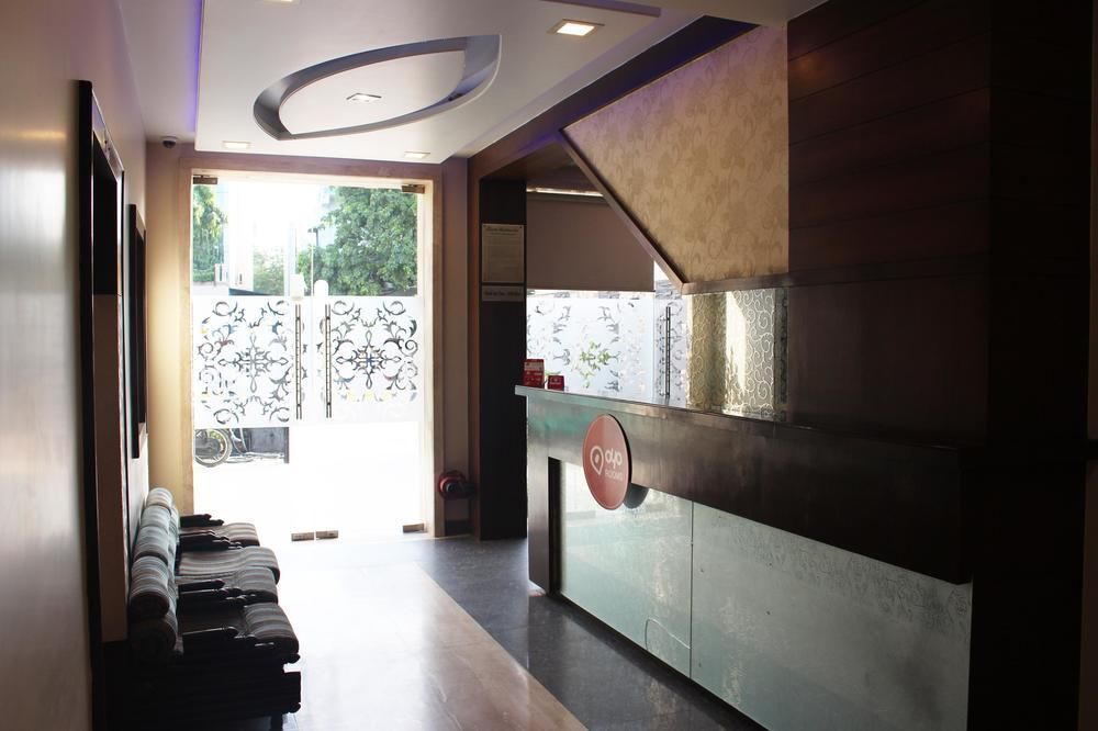 OYO 1884 Hotel Heera Continental in Mathura, India