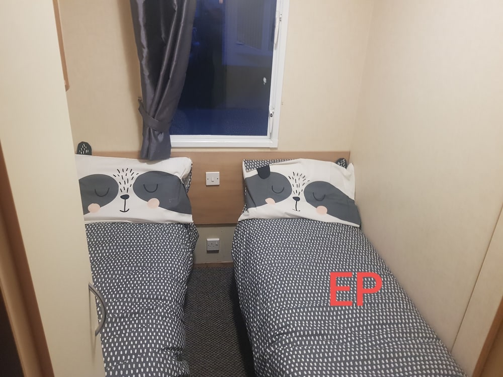 Lovely 3 bed Caravan in Towyn in Abergele, United Kingdom
