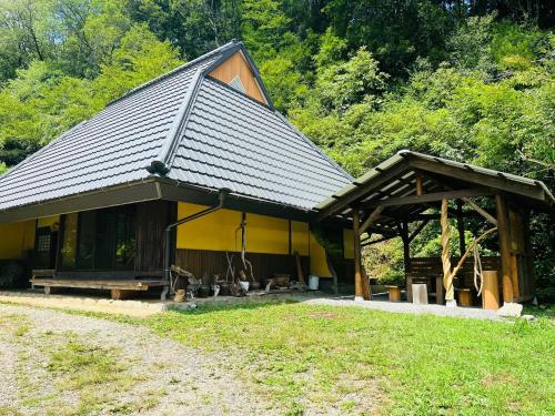 Le Vitard - carbon neutral hotel in Unknown City