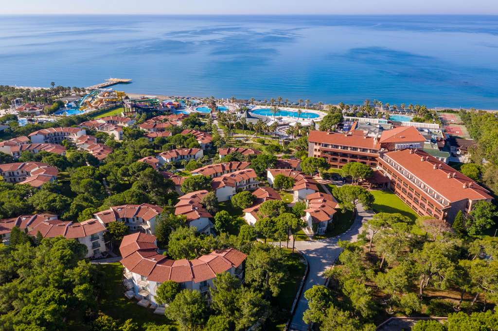 Papillon Belvil Holiday Village