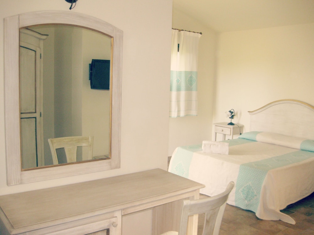 Hotel Borgo Alba Barona in Golfo Aranci, Italy