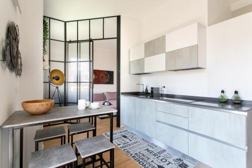 Dolomiti 65 mq new flat in the center of Bolzano — 4-Star Luxury Hotel in Bolzano, Italy
