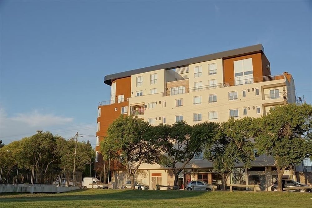 Hotel Park View & Residences — Campana — photo 3