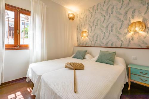 Villa Corralejo Bay Beachfront Corralejo By Holidays Home — 4-Star Luxury Hotel in Corralejo, Spain