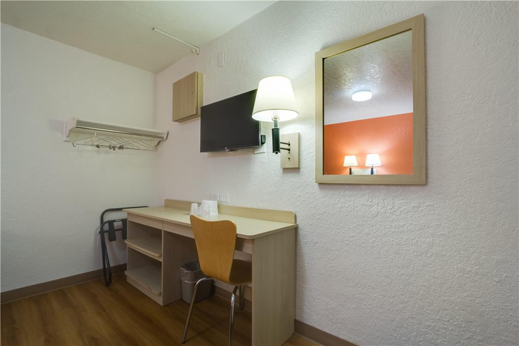 Motel 6 Lakewood CO - photo 20