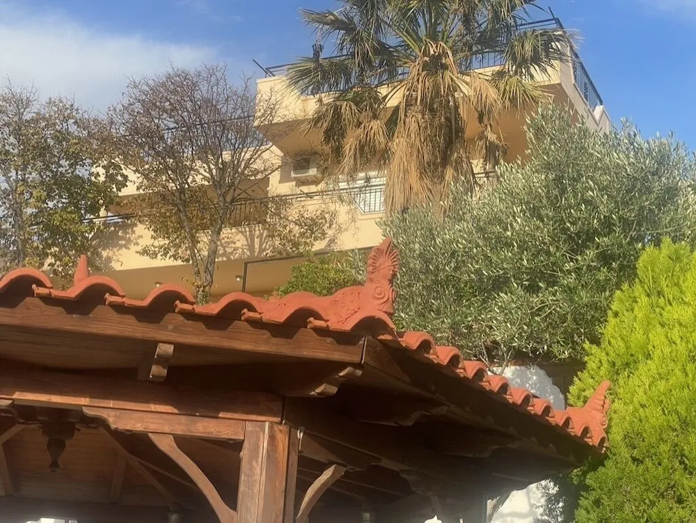 Eagles Nest Villa Your Grecian Paradise — 4-Star Luxury Hotel in Koropi, Greece