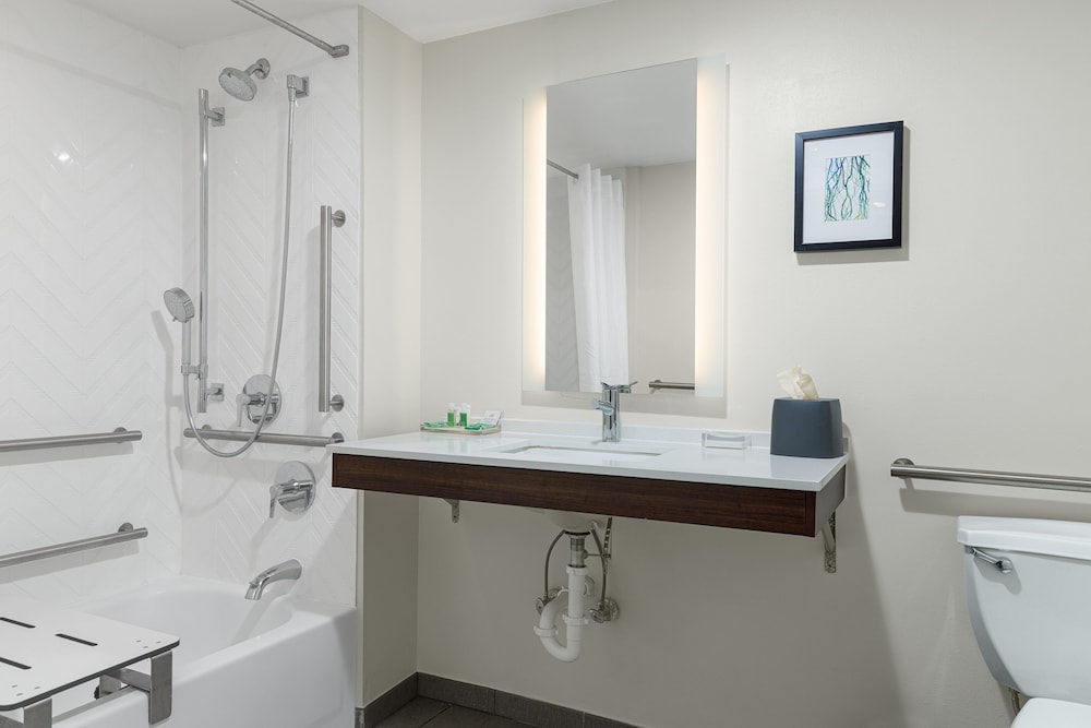 Holiday Inn Cleveland by IHG - photo 18